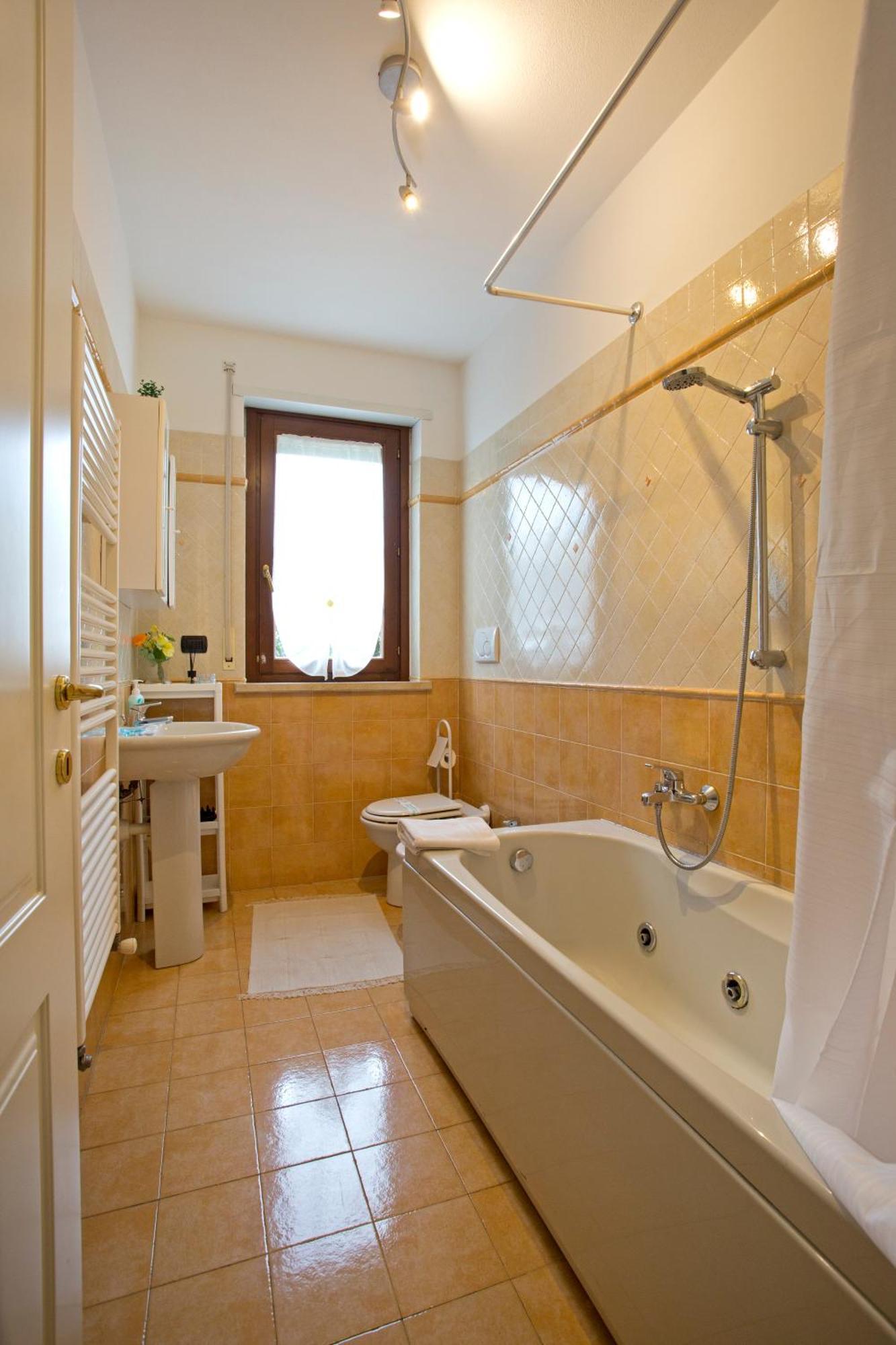 Casa Dei Filati, Cosy Flat With Garden And Parking Close To Lucca Exteriér fotografie